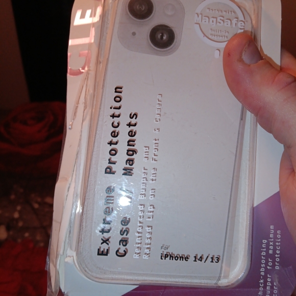 iPhone case - Picture 3 of 6